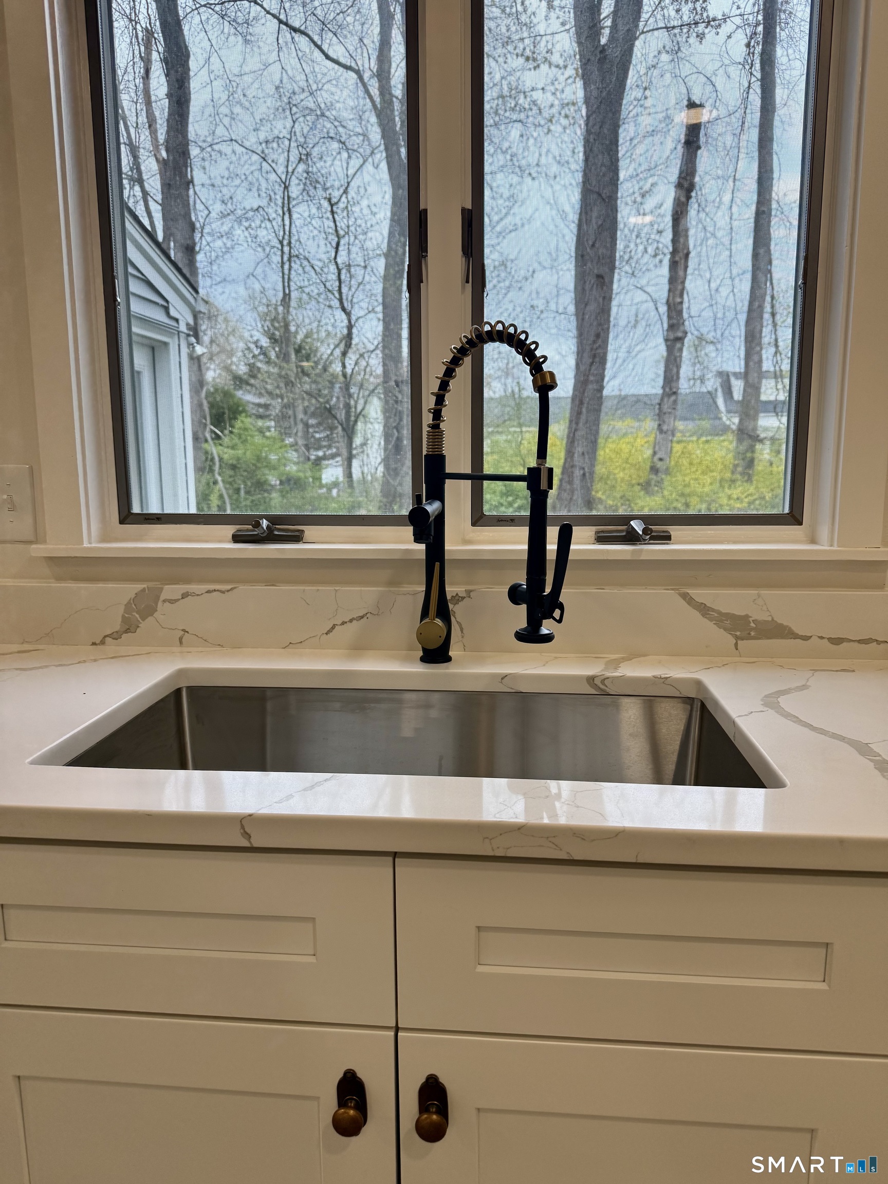 8 Winchester Court Farmington CT 06032