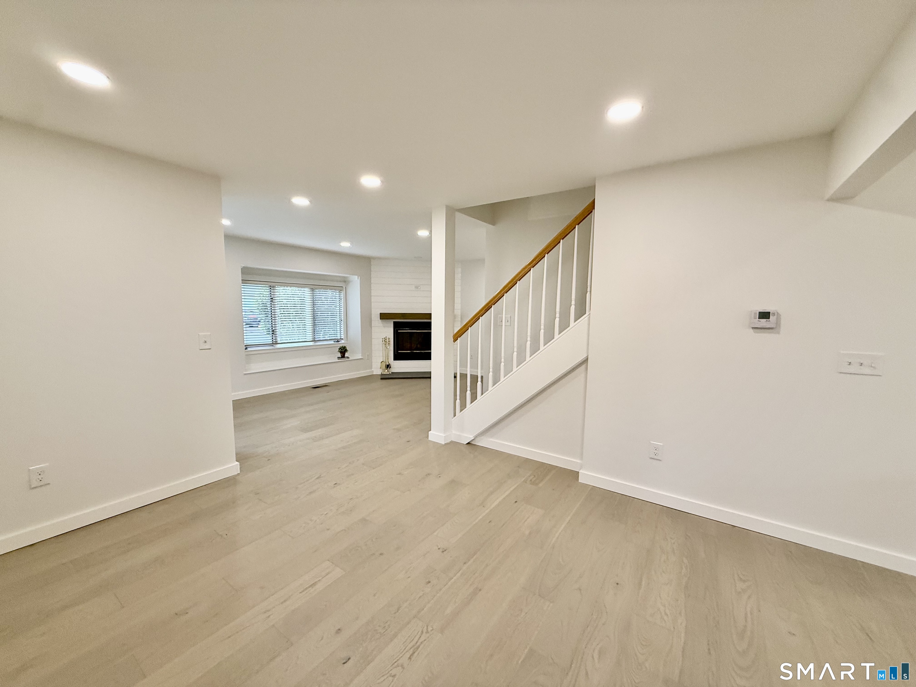 8 Winchester Court Farmington CT 06032