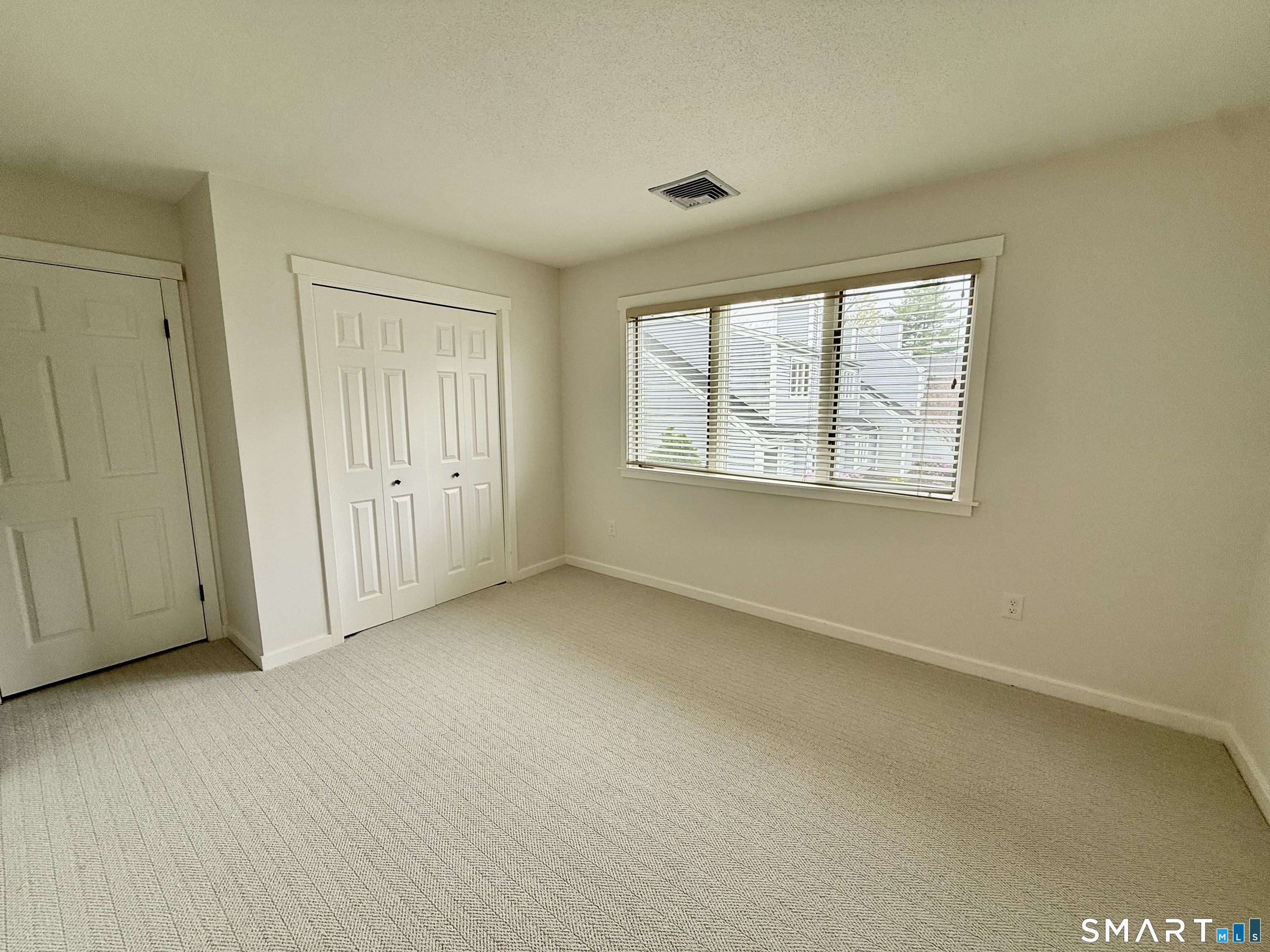 8 Winchester Court Farmington CT 06032