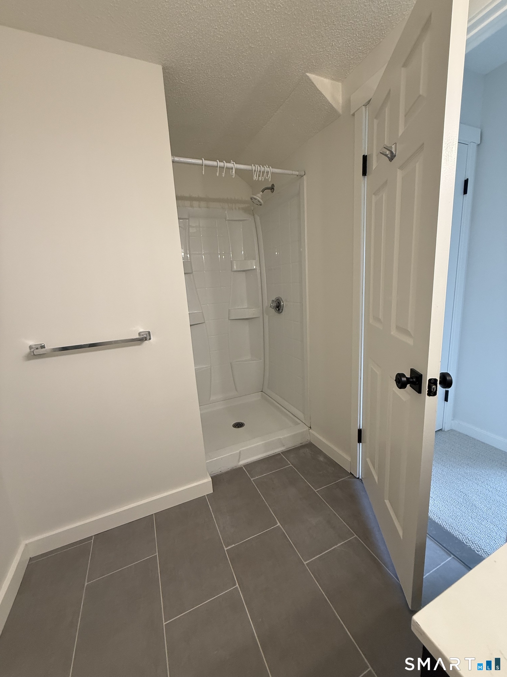 8 Winchester Court Farmington CT 06032