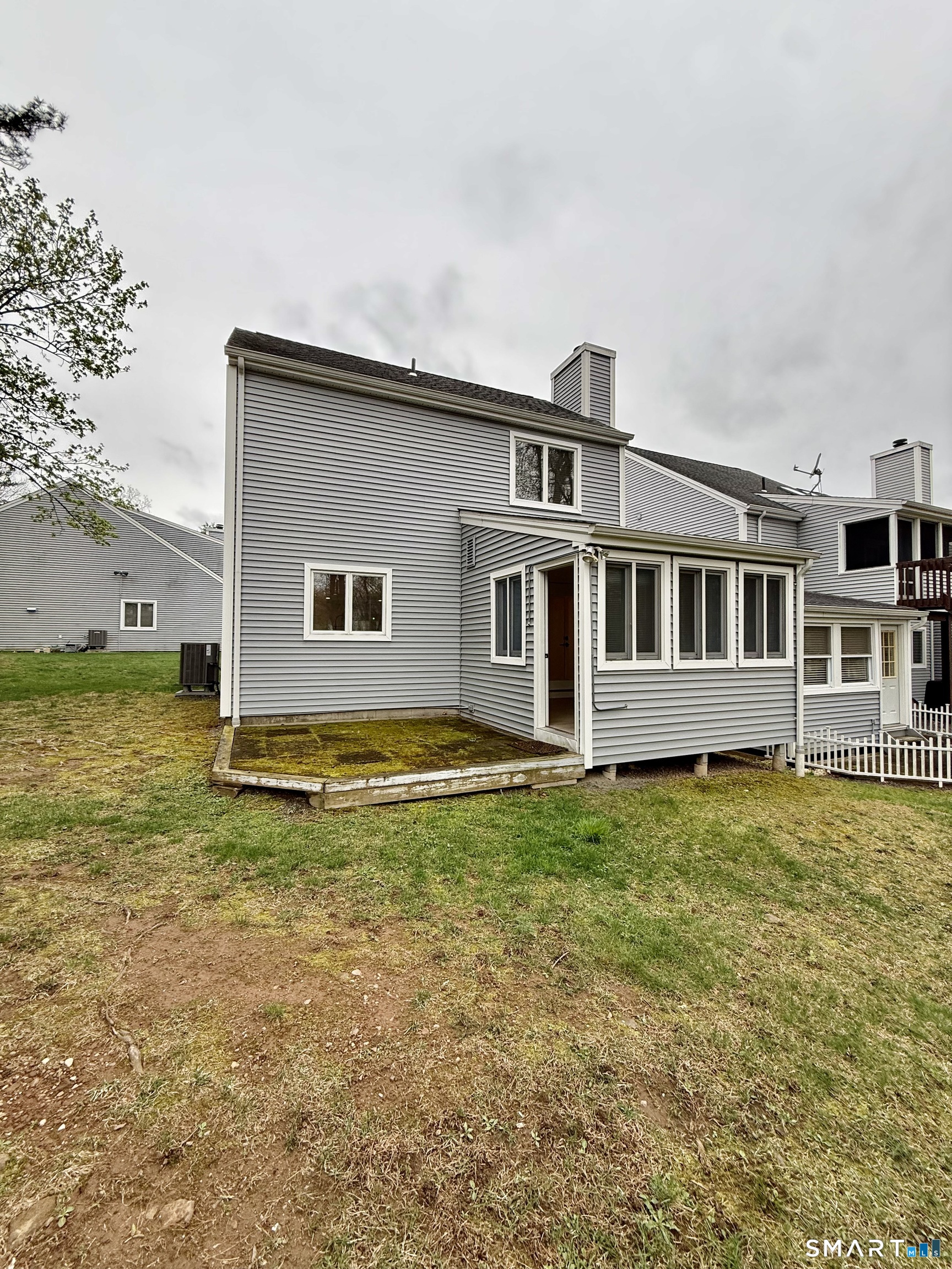8 Winchester Court Farmington CT 06032