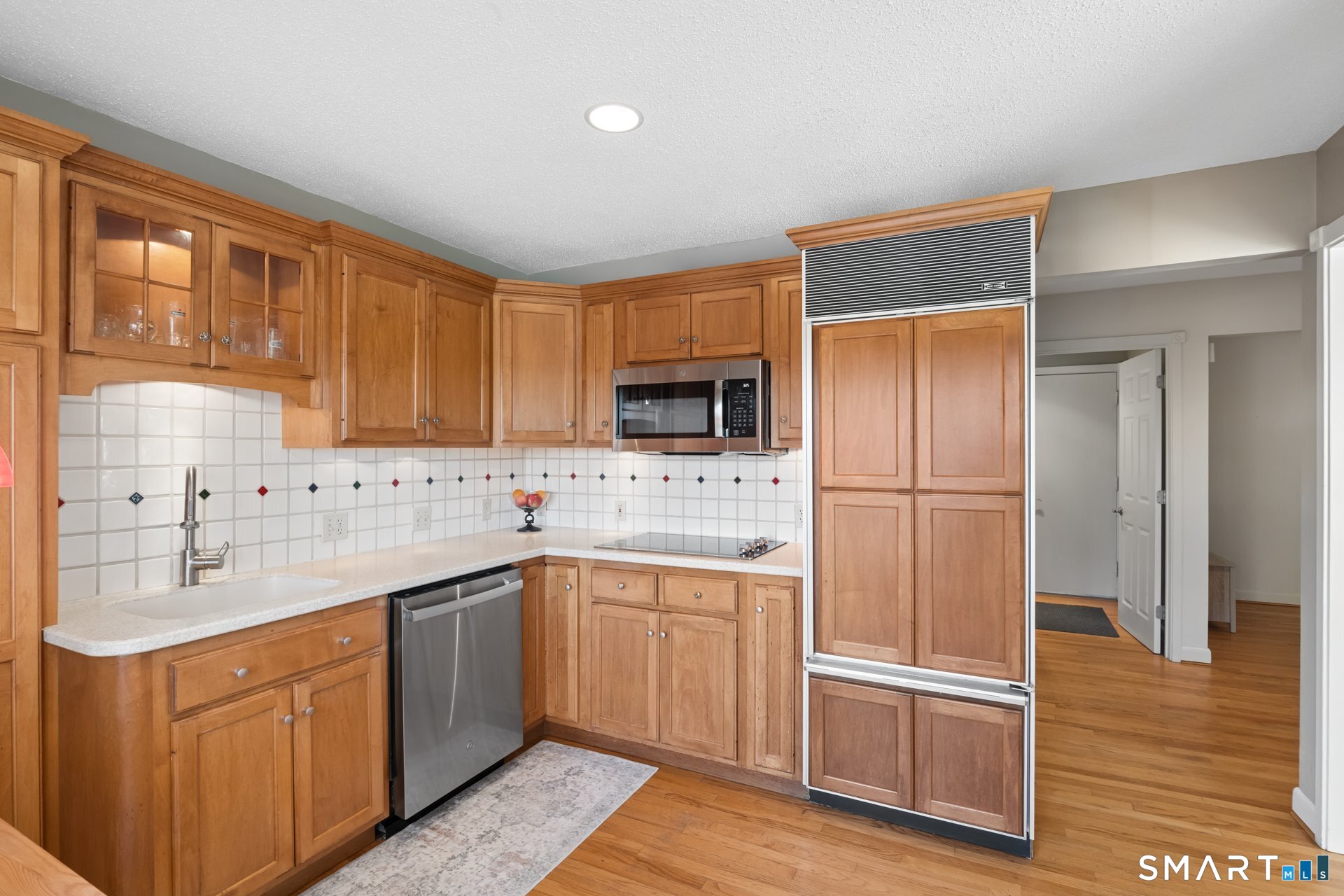 25 Applewood Lane Avon CT 06001