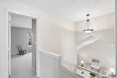 25 Applewood Lane Avon CT 06001