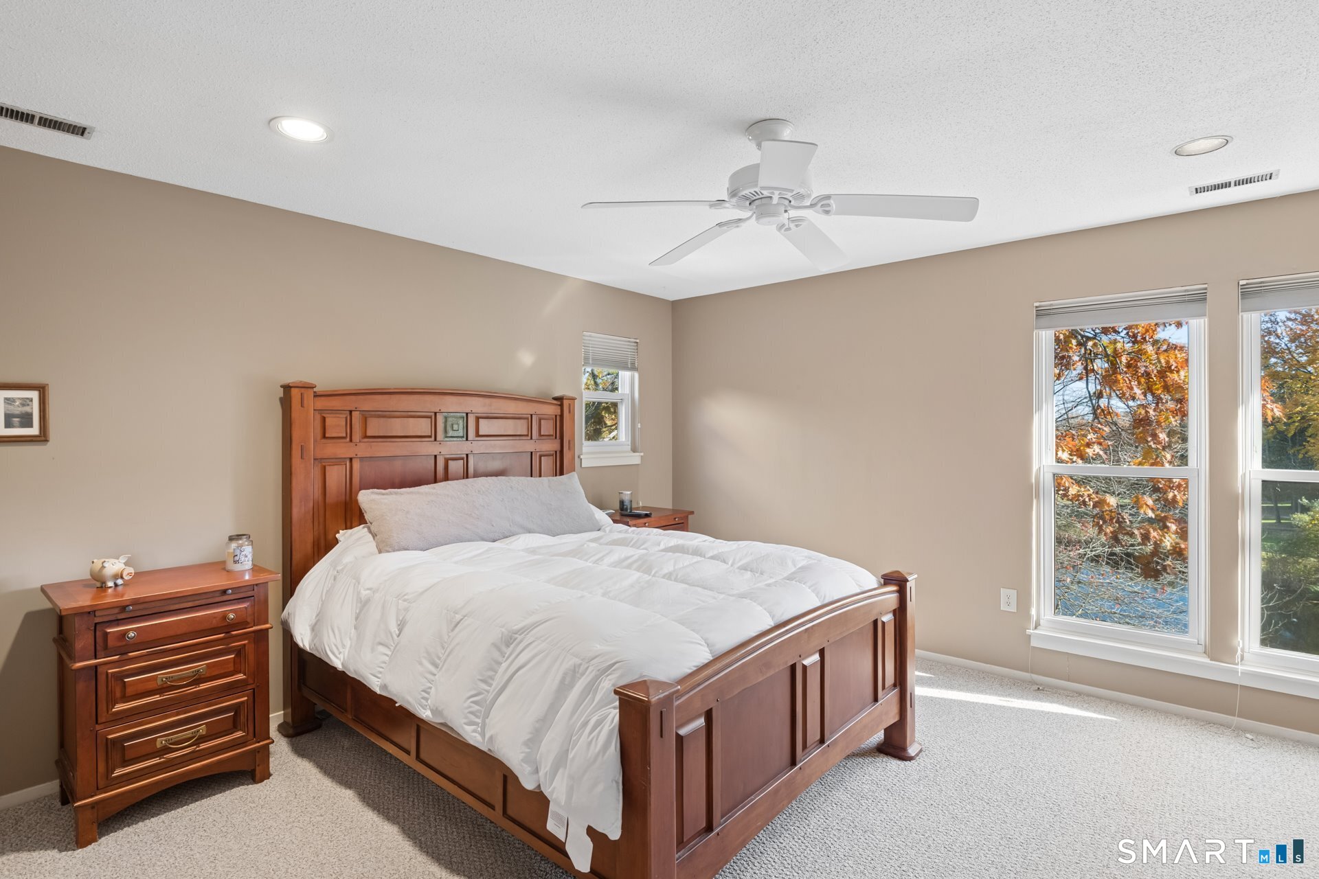 25 Applewood Lane Avon CT 06001
