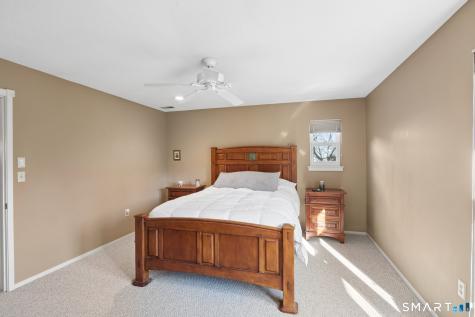 25 Applewood Lane Avon CT 06001