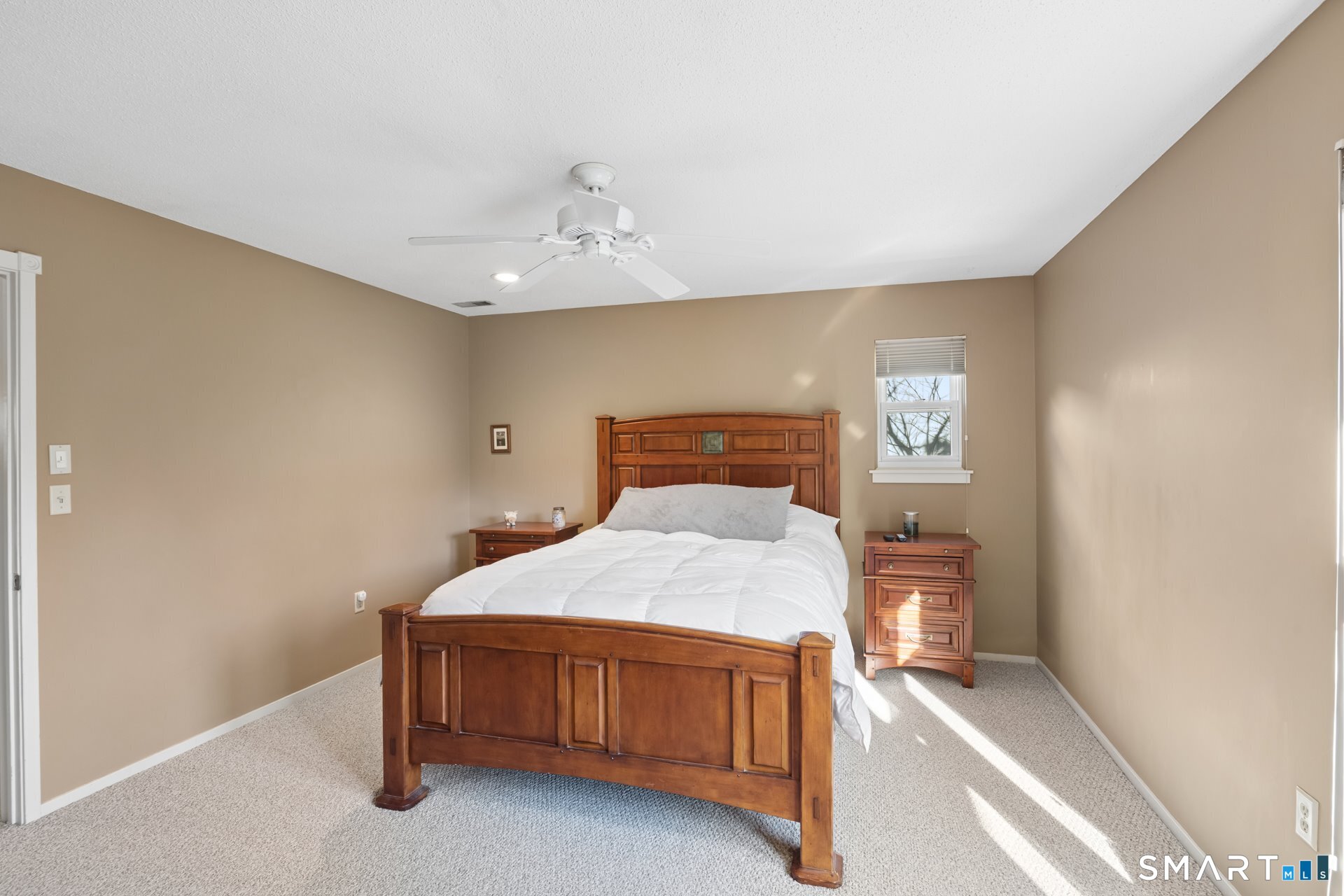 25 Applewood Lane Avon CT 06001
