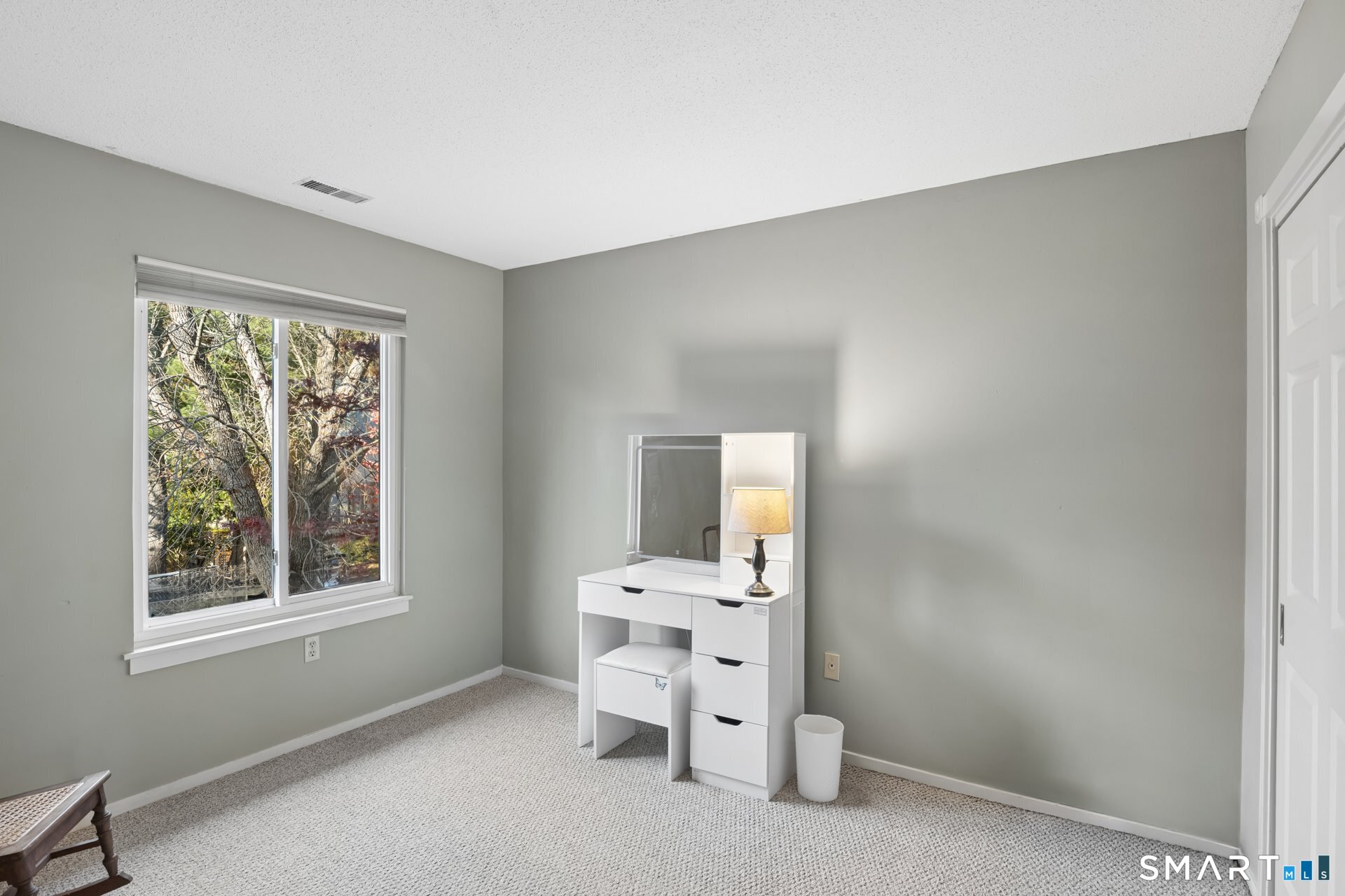 25 Applewood Lane Avon CT 06001