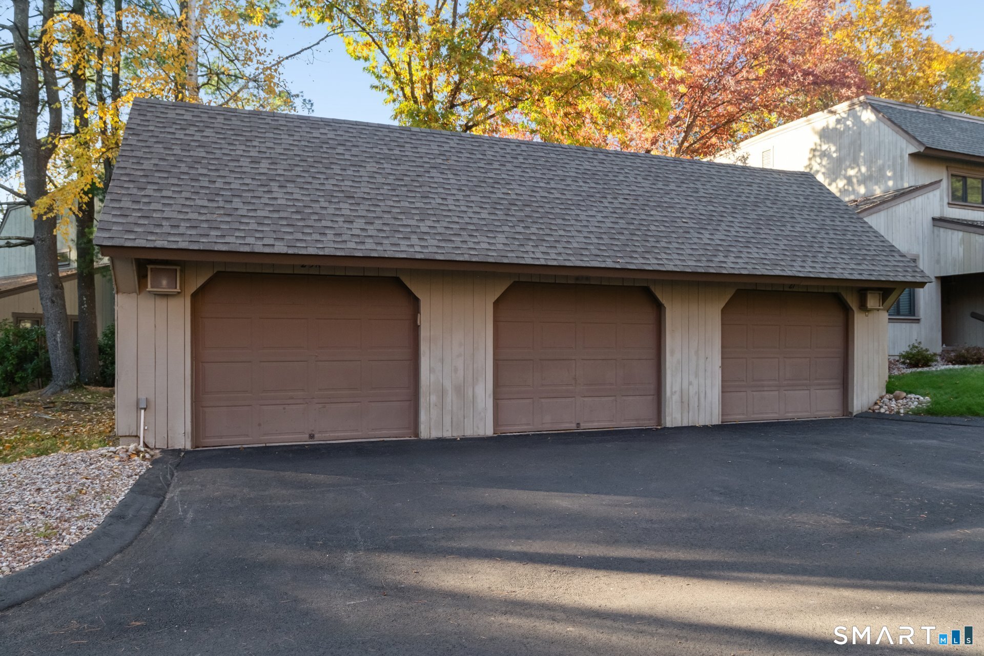 25 Applewood Lane Avon CT 06001