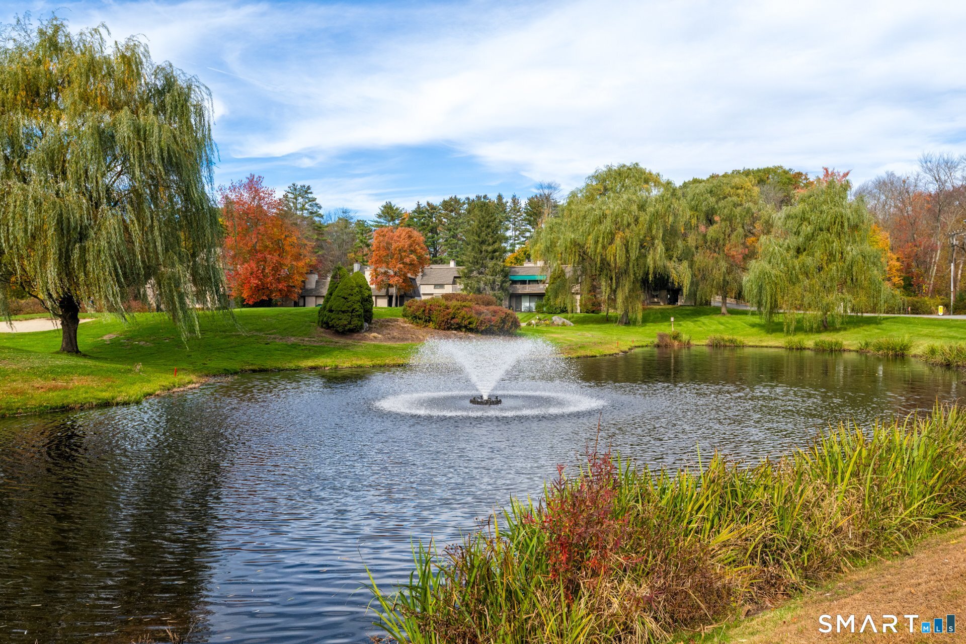 25 Applewood Lane Avon CT 06001