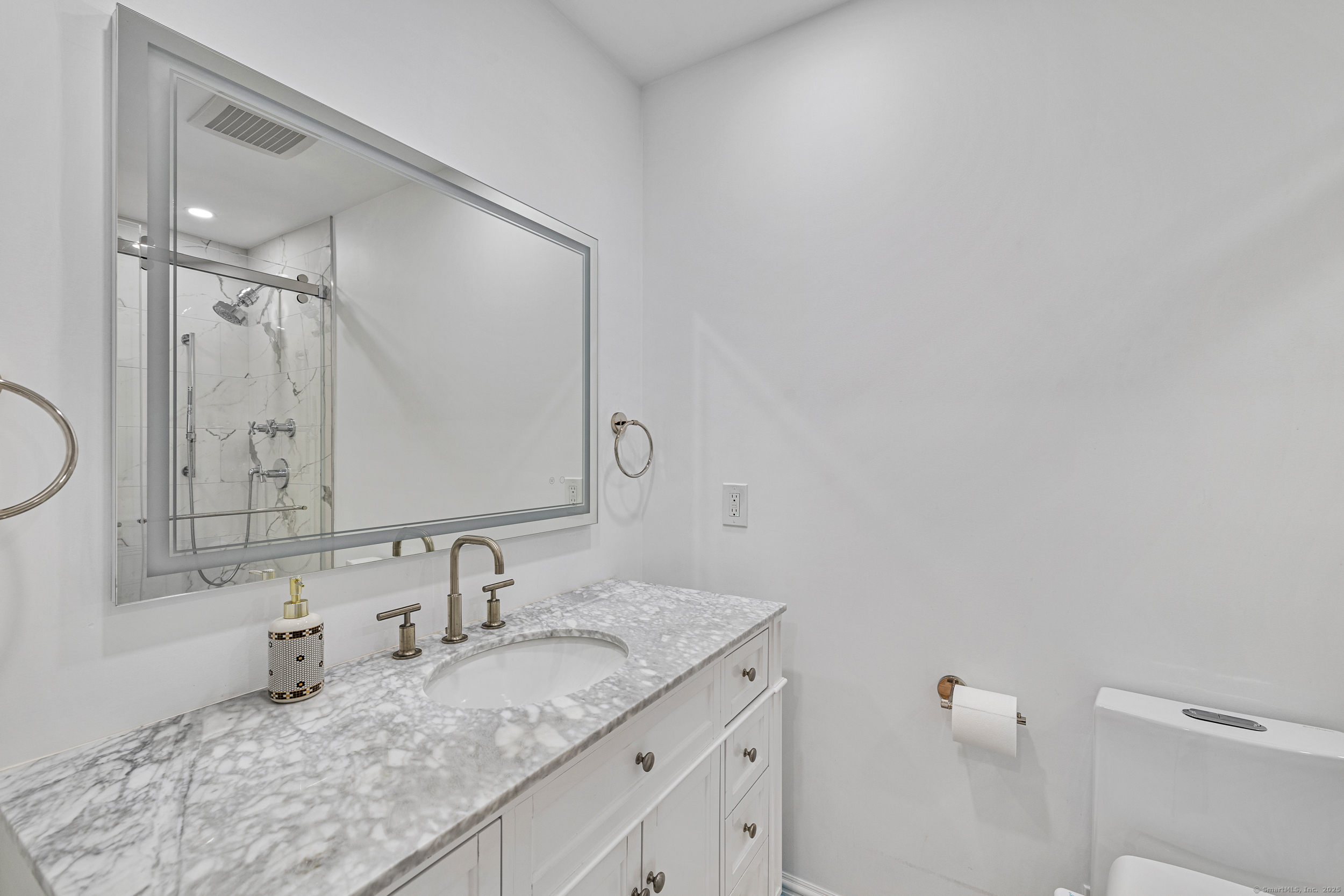 205 Main Street New Canaan CT 06840