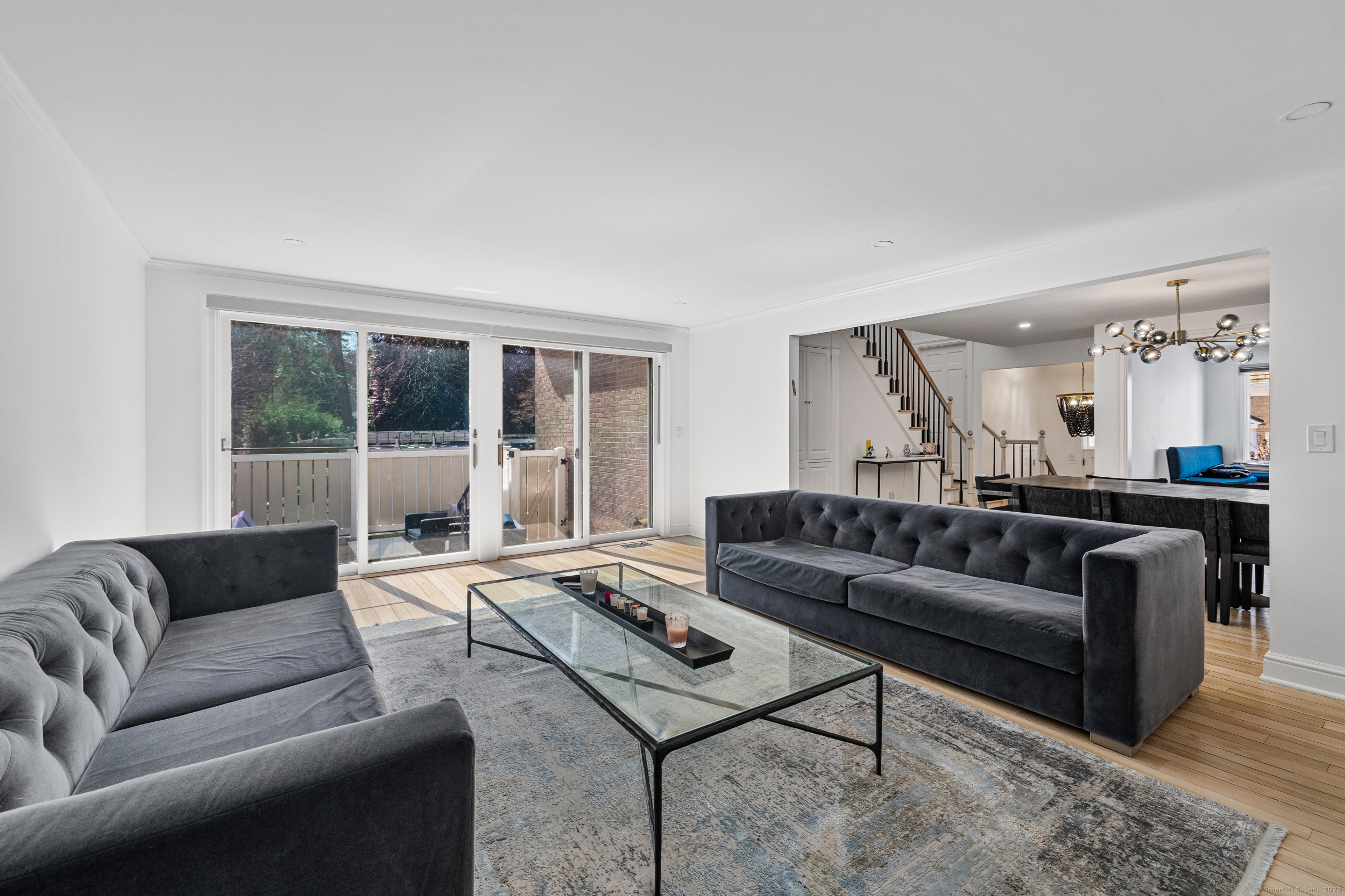 205 Main Street New Canaan CT 06840