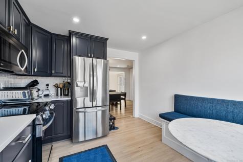 205 Main Street New Canaan CT 06840