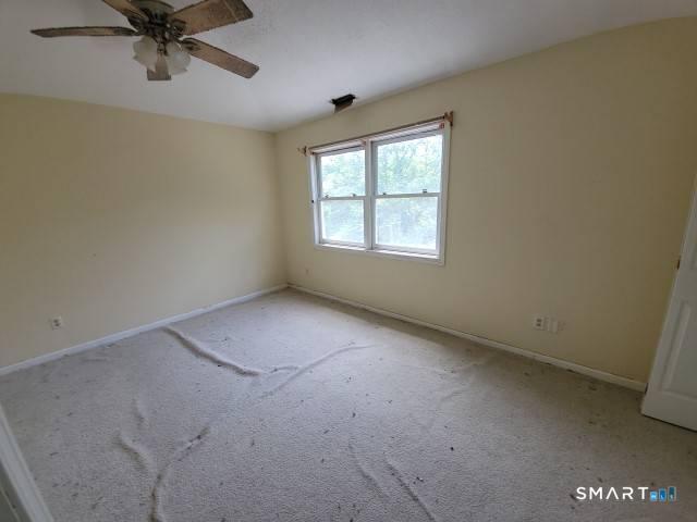 28 Commodore Commons Derby CT 06418