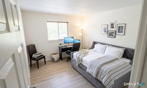 30 Orangwood West Drive Derby CT 06418
