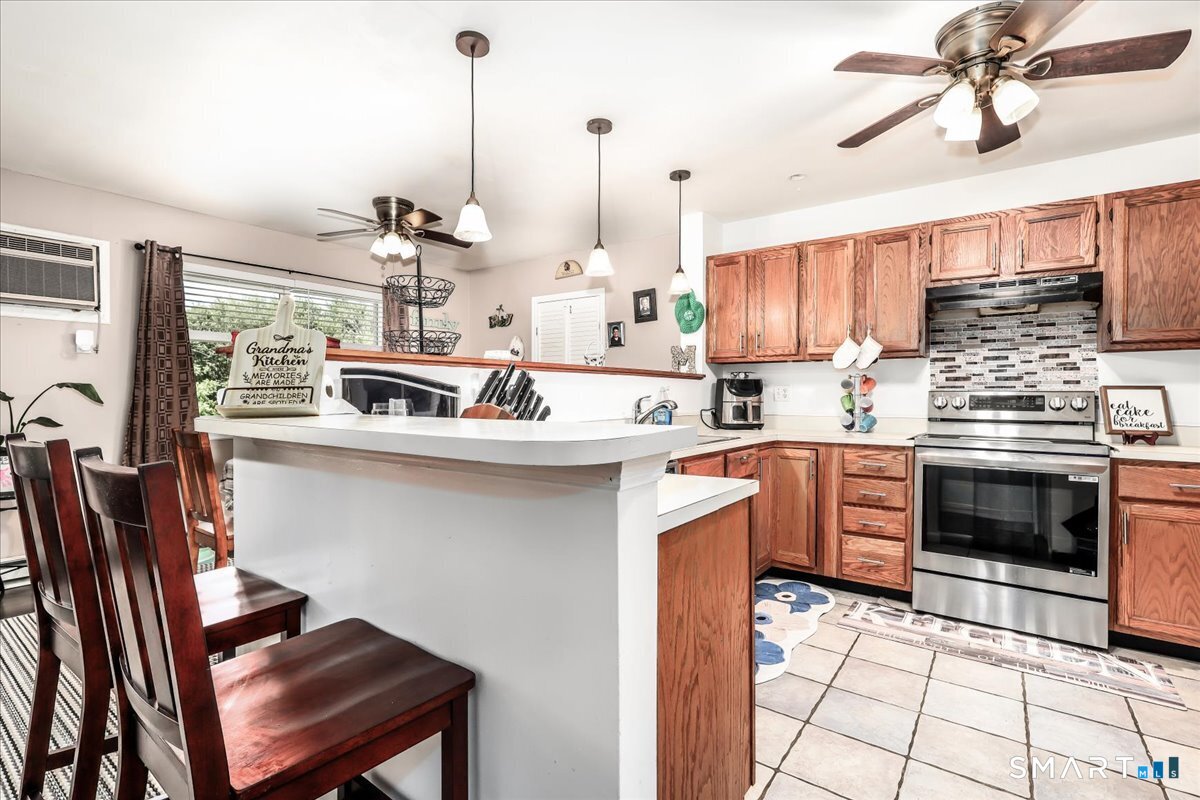 136 Pembroke Road Danbury CT 06811