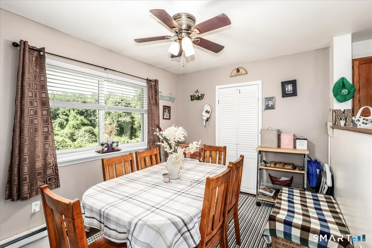 136 Pembroke Road Danbury CT 06811