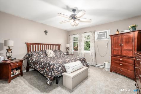 136 Pembroke Road Danbury CT 06811