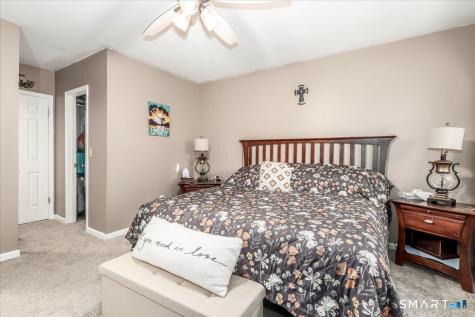 136 Pembroke Road Danbury CT 06811