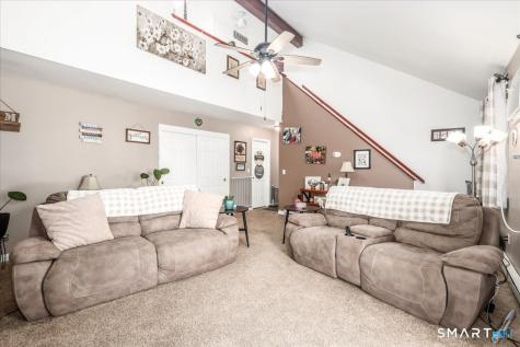 136 Pembroke Road Danbury CT 06811