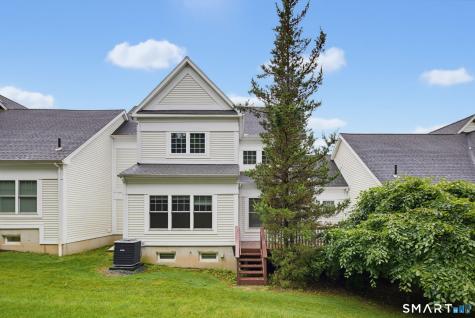 902 Dzen Way South Windsor CT 06074