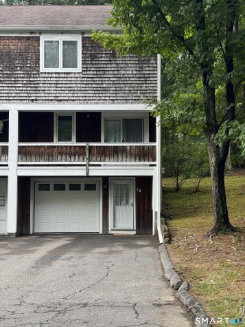 72 Songbird Lane Farmington CT 06032