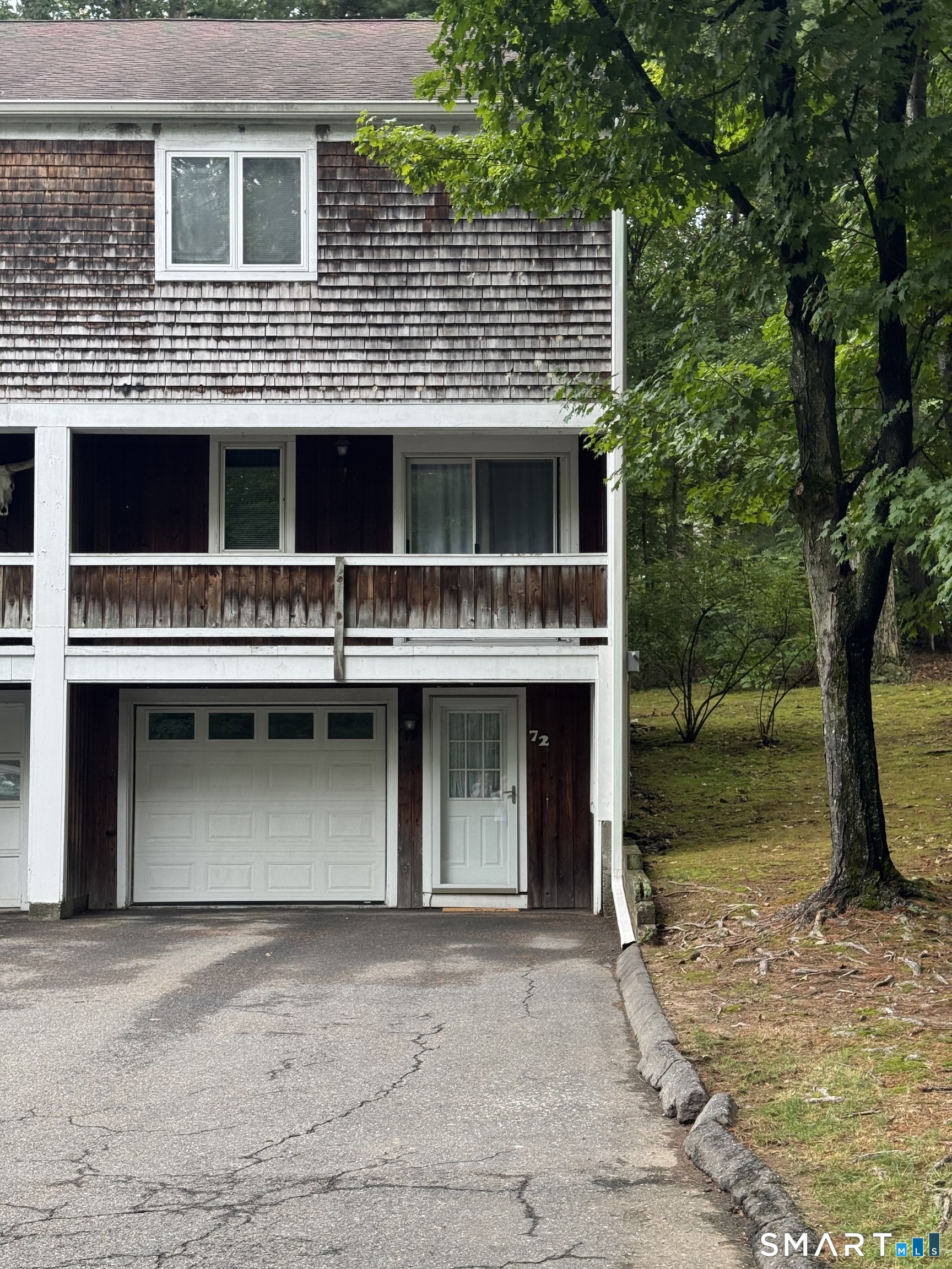 72 Songbird Lane Farmington CT 06032
