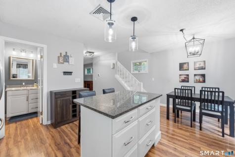 72 Songbird Lane Farmington CT 06032