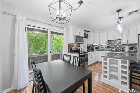 72 Songbird Lane Farmington CT 06032