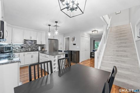 72 Songbird Lane Farmington CT 06032