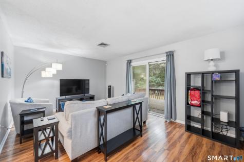 72 Songbird Lane Farmington CT 06032