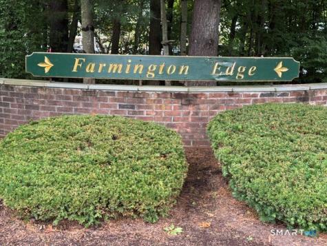 72 Songbird Lane Farmington CT 06032