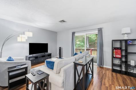 72 Songbird Lane Farmington CT 06032