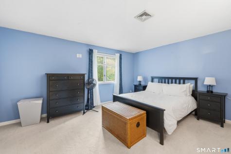 72 Songbird Lane Farmington CT 06032