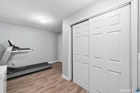 72 Songbird Lane Farmington CT 06032