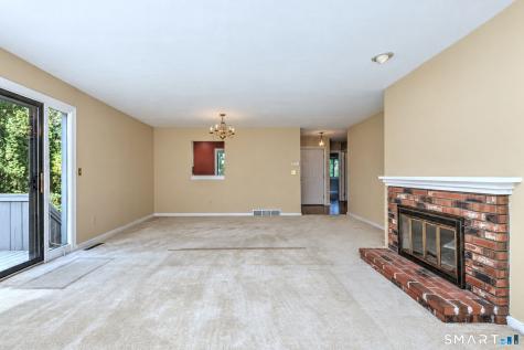 532 Narraganset Lane Stratford CT 06614