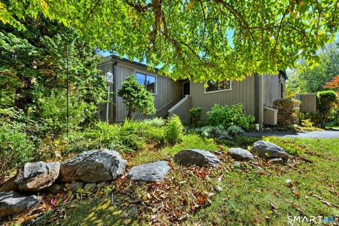 532 Narraganset Lane Stratford CT 06614