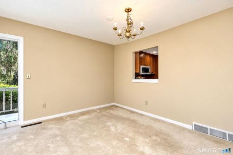 532 Narraganset Lane Stratford CT 06614