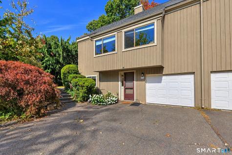 532 Narraganset Lane Stratford CT 06614