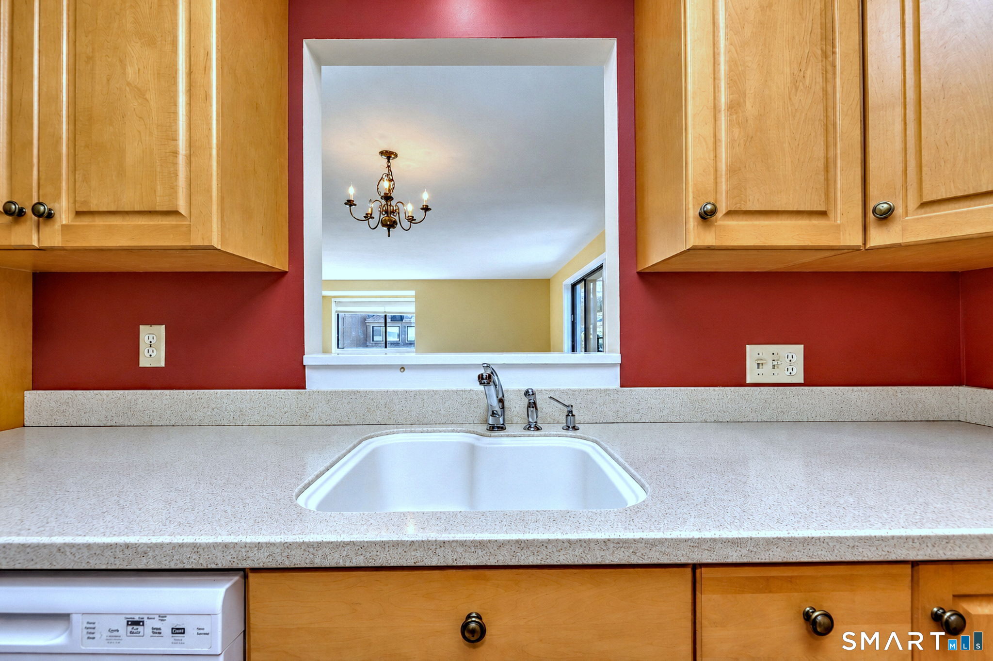 532 Narraganset Lane Stratford CT 06614