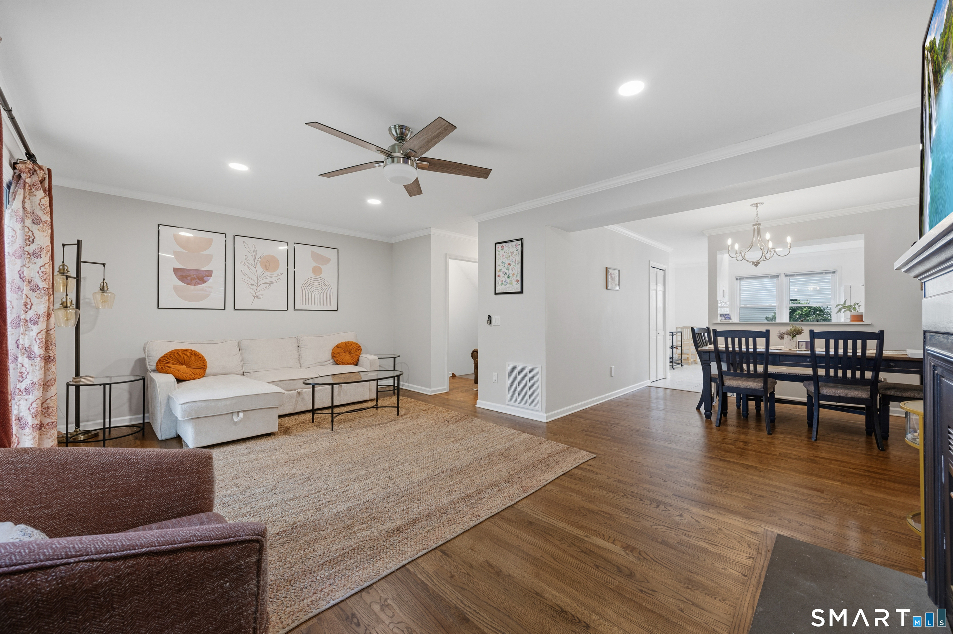 55 Mill Plain Road Danbury CT 06811