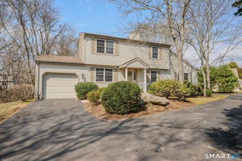 5 Cherry Blossom Lane East Lyme CT 06357