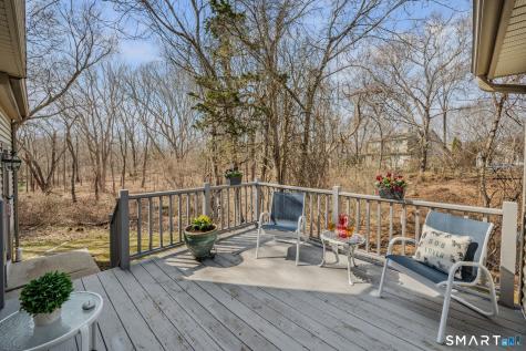 5 Cherry Blossom Lane East Lyme CT 06357