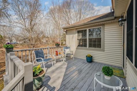 5 Cherry Blossom Lane East Lyme CT 06357