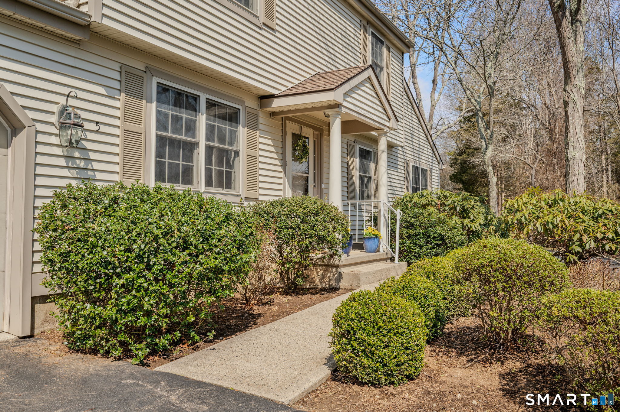 5 Cherry Blossom Lane East Lyme CT 06357