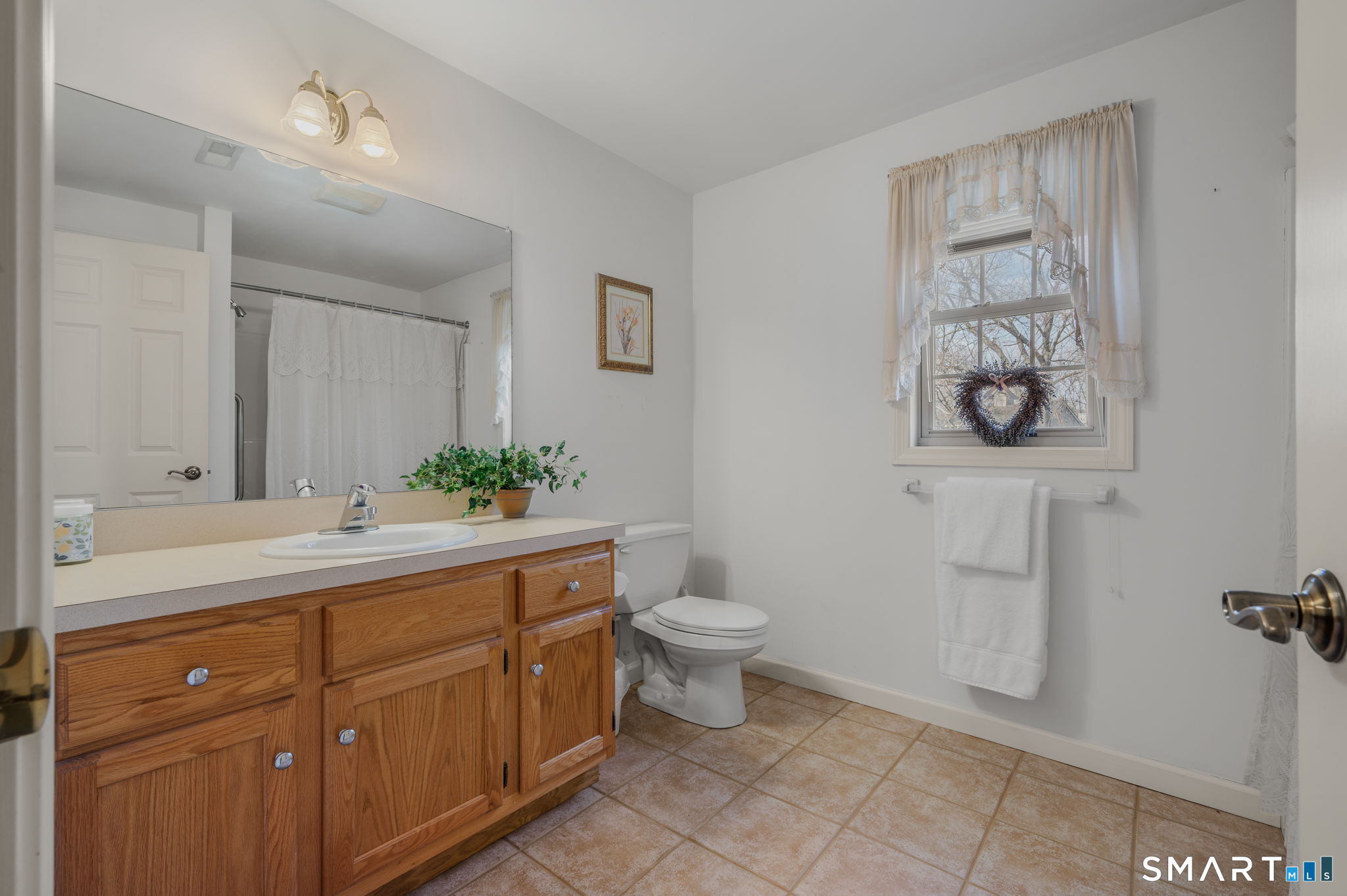 5 Cherry Blossom Lane East Lyme CT 06357
