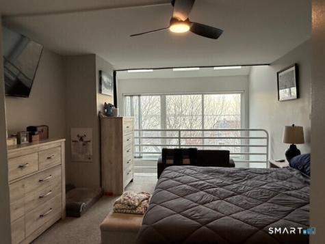 111 Harbour Close New Haven CT 06405