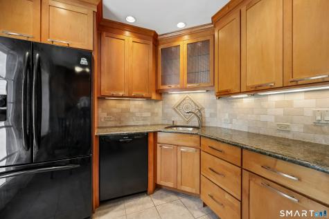 25 Riverside Drive Clinton CT 06413