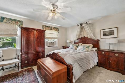 25 Riverside Drive Clinton CT 06413