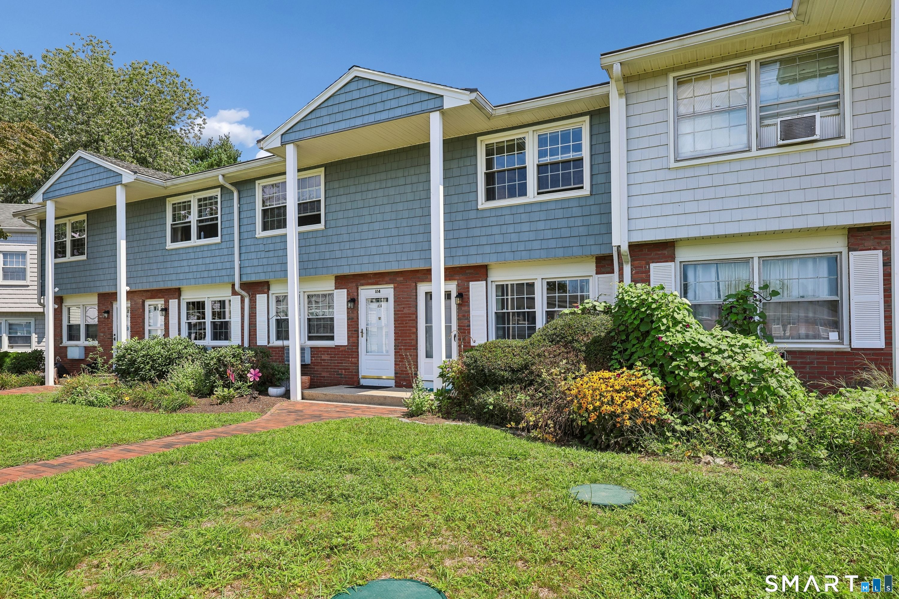 25 Riverside Drive Clinton CT 06413