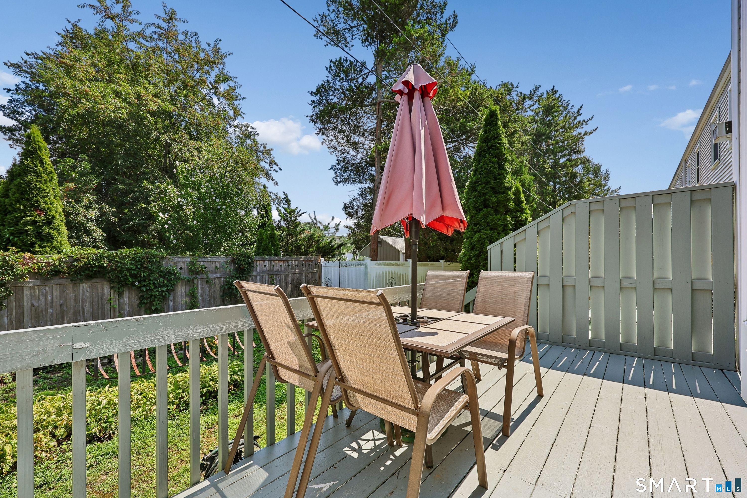 25 Riverside Drive Clinton CT 06413